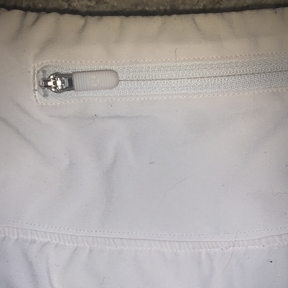 COPY - Lululemon Shorts 2.5” - Picture 4 of 5